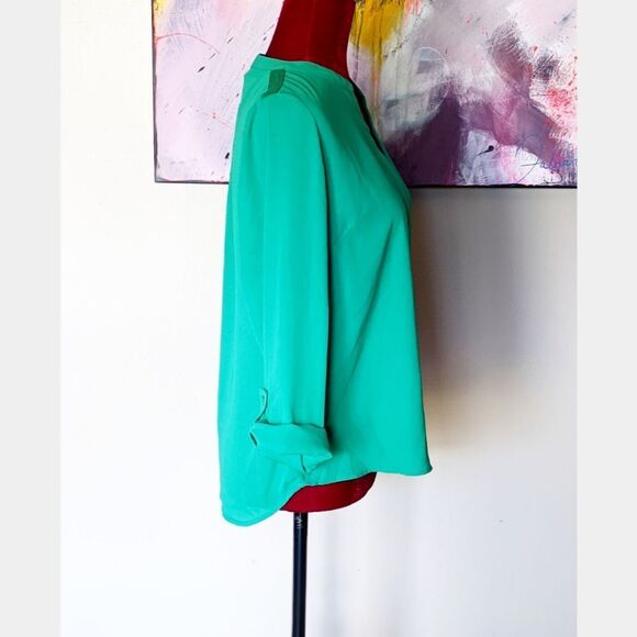 NWOT The Limited Green Blouse Size Large Petite - Picture 3 of 6